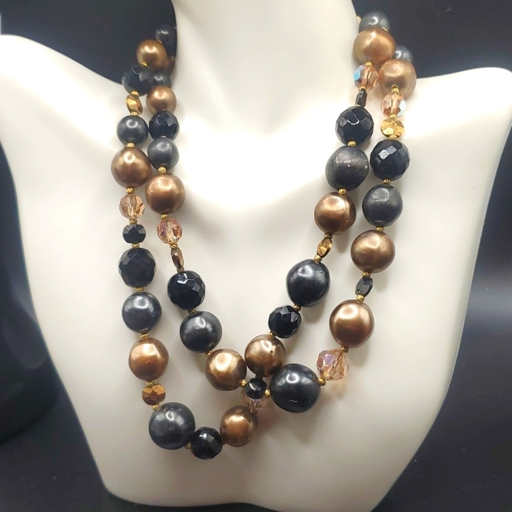 N2835 vintage Venetian two strand‎ beaded necklace